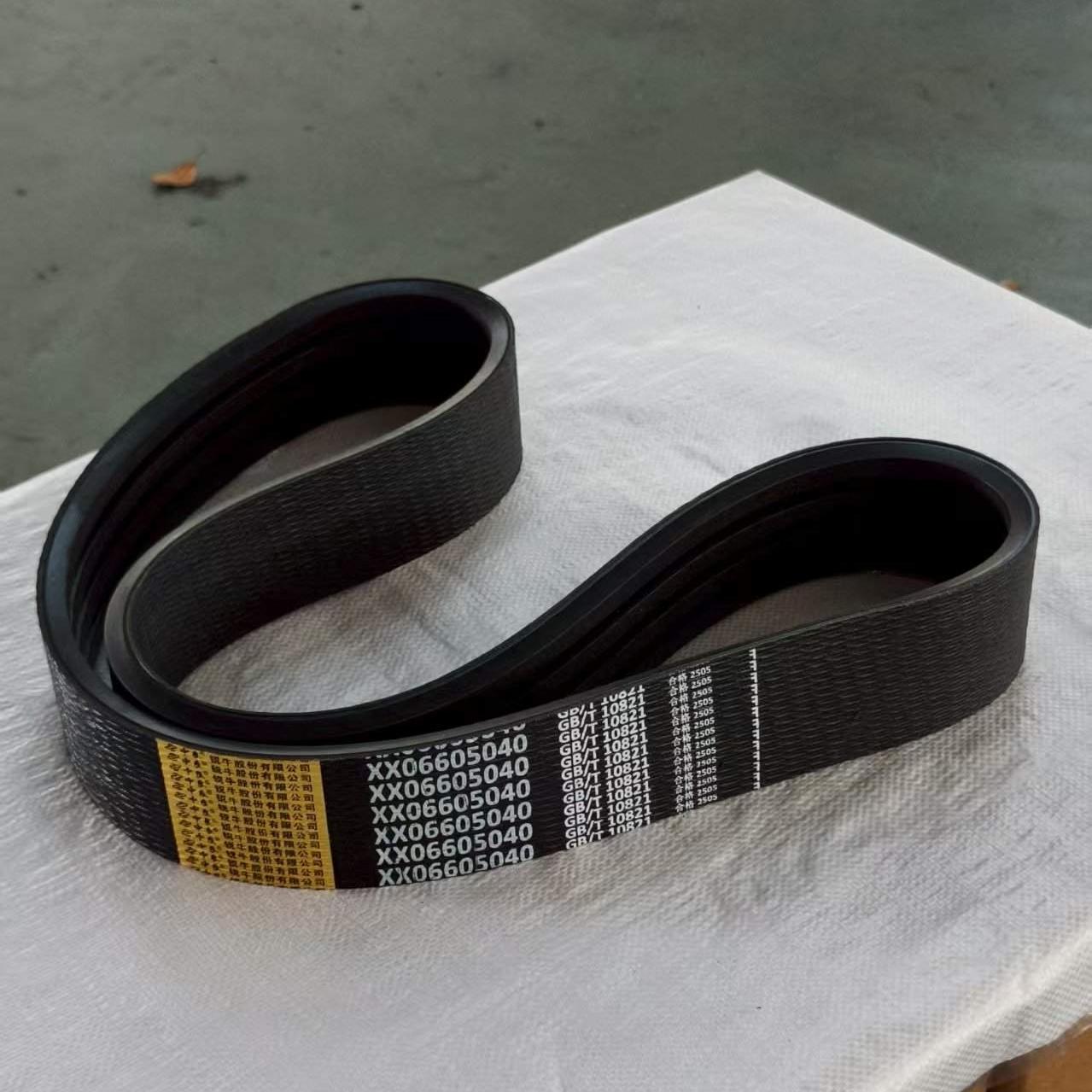 Cinghia trapezoidale avvolta vs cinghia trapezoidale dentata: come scegliere?